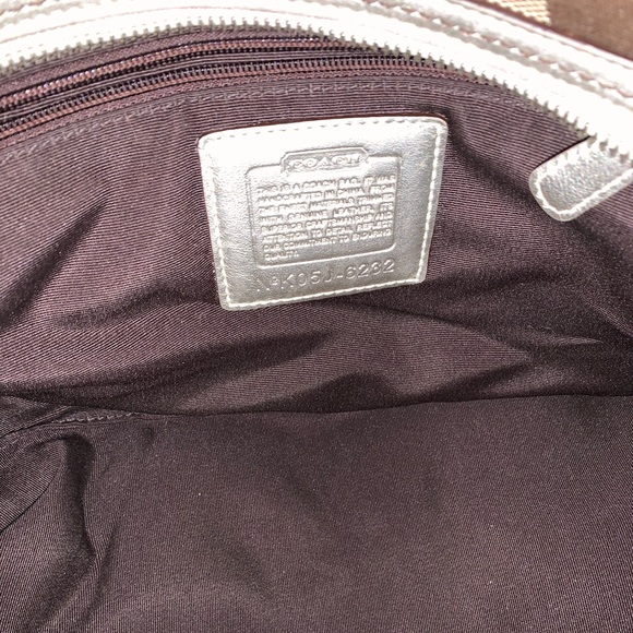 Coach Signature Soho Gallery Pocket Satchel - Picture 8 of 8